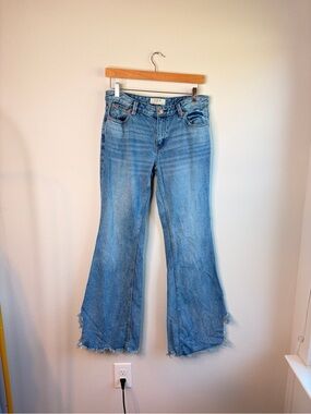 We The Free Light Blue Frayed Hem Flare Jeans 27